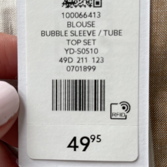 NWT Dynamite 2 piece crop top set in tan - Picture 7 of 7